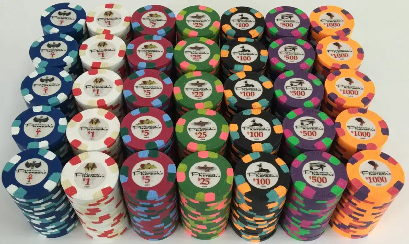 Paulson Poker Chips（クレイ製） - ポーカーチップおすすめ｜30,000円〜50,000円（300枚セット）